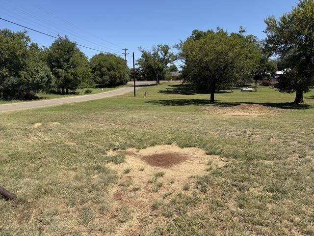 LUCKENBACK & MO MOORE ST., Llano, TX 78643