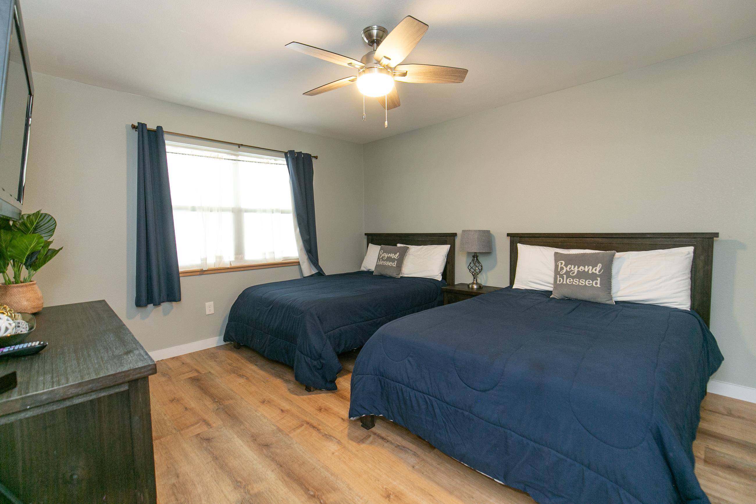 104 Cove E Unit 103, Horseshoe Bay, TX 78657