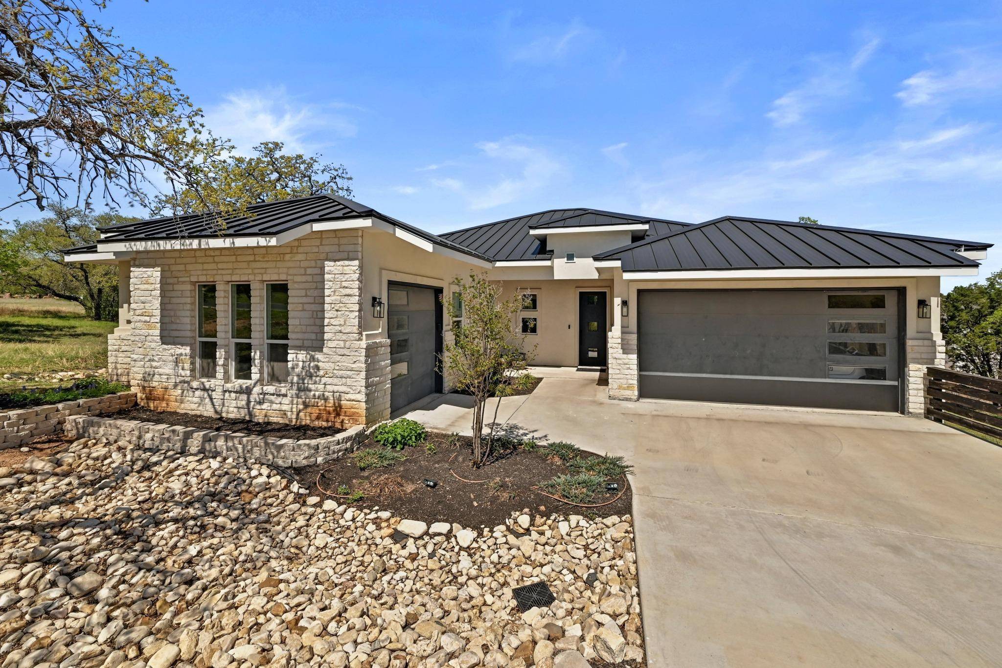 104 Desert Rose, Horseshoe Bay, TX 78657