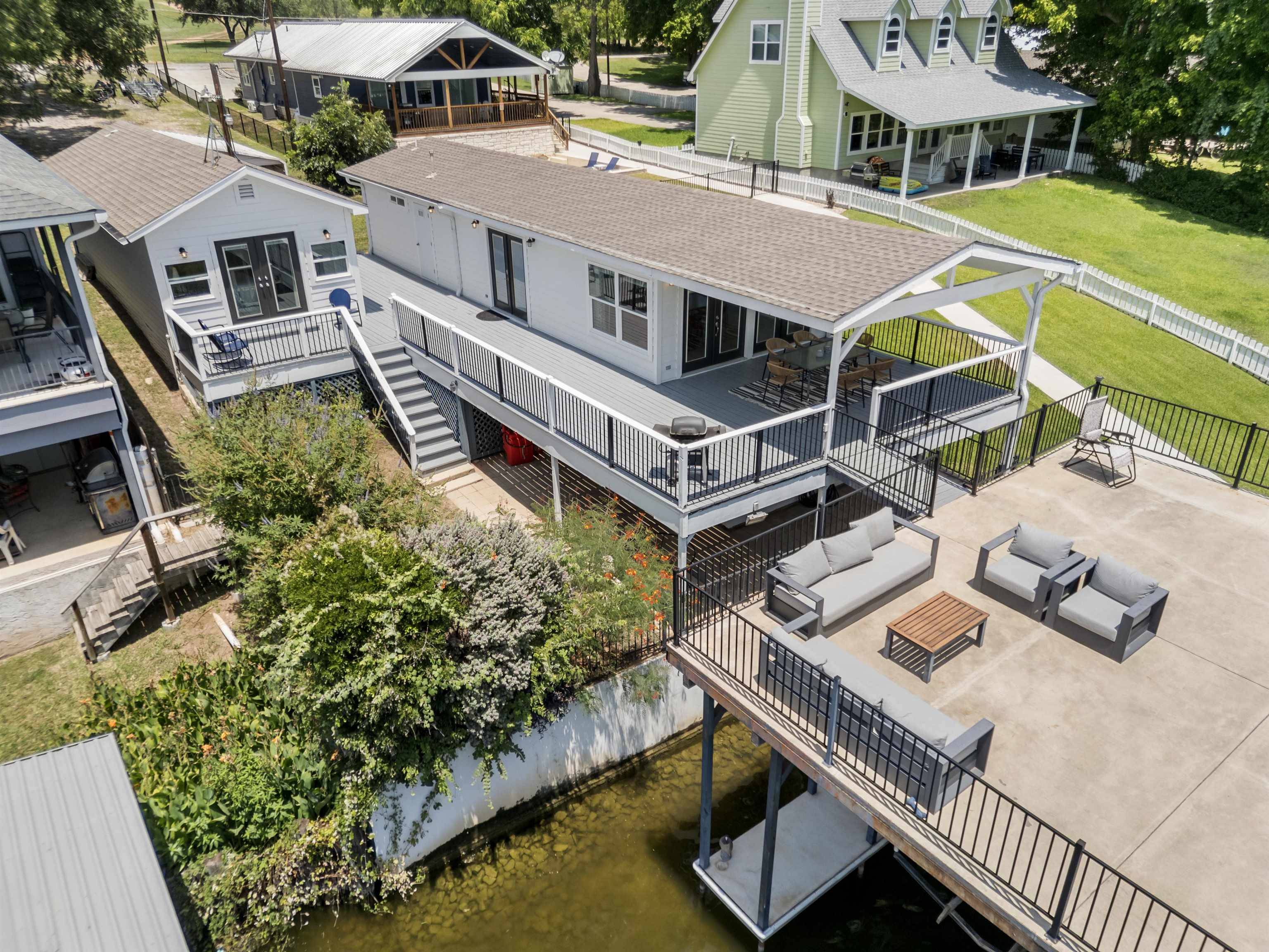 2026 William Lakeshore, Kingsland, TX 78639
