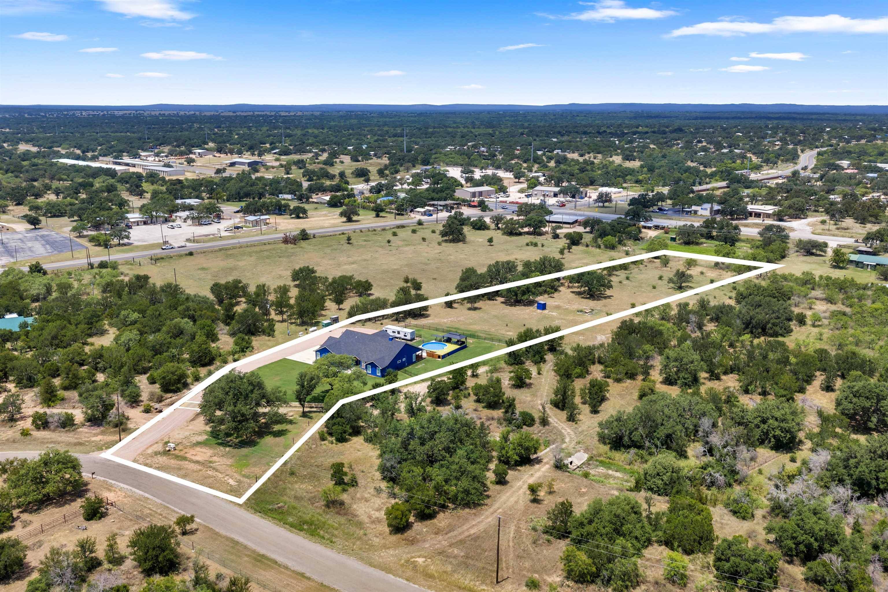 175 Lehne LOOP, Buchanan Dam, TX 78609
