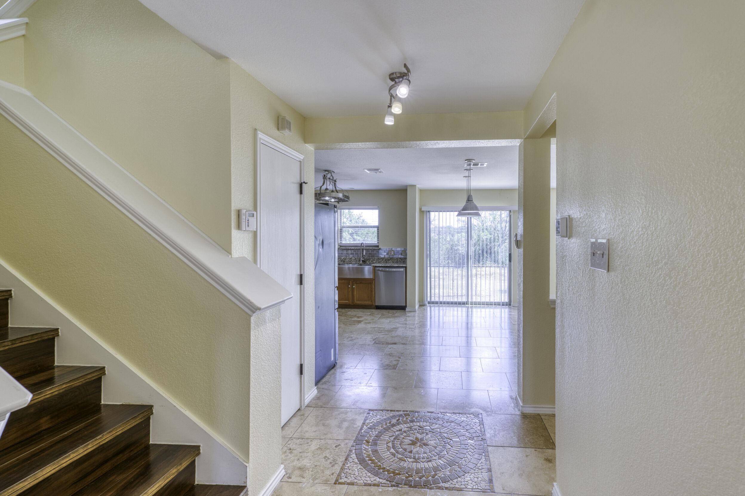 94 E Wildflower, Marble Falls, TX 78654