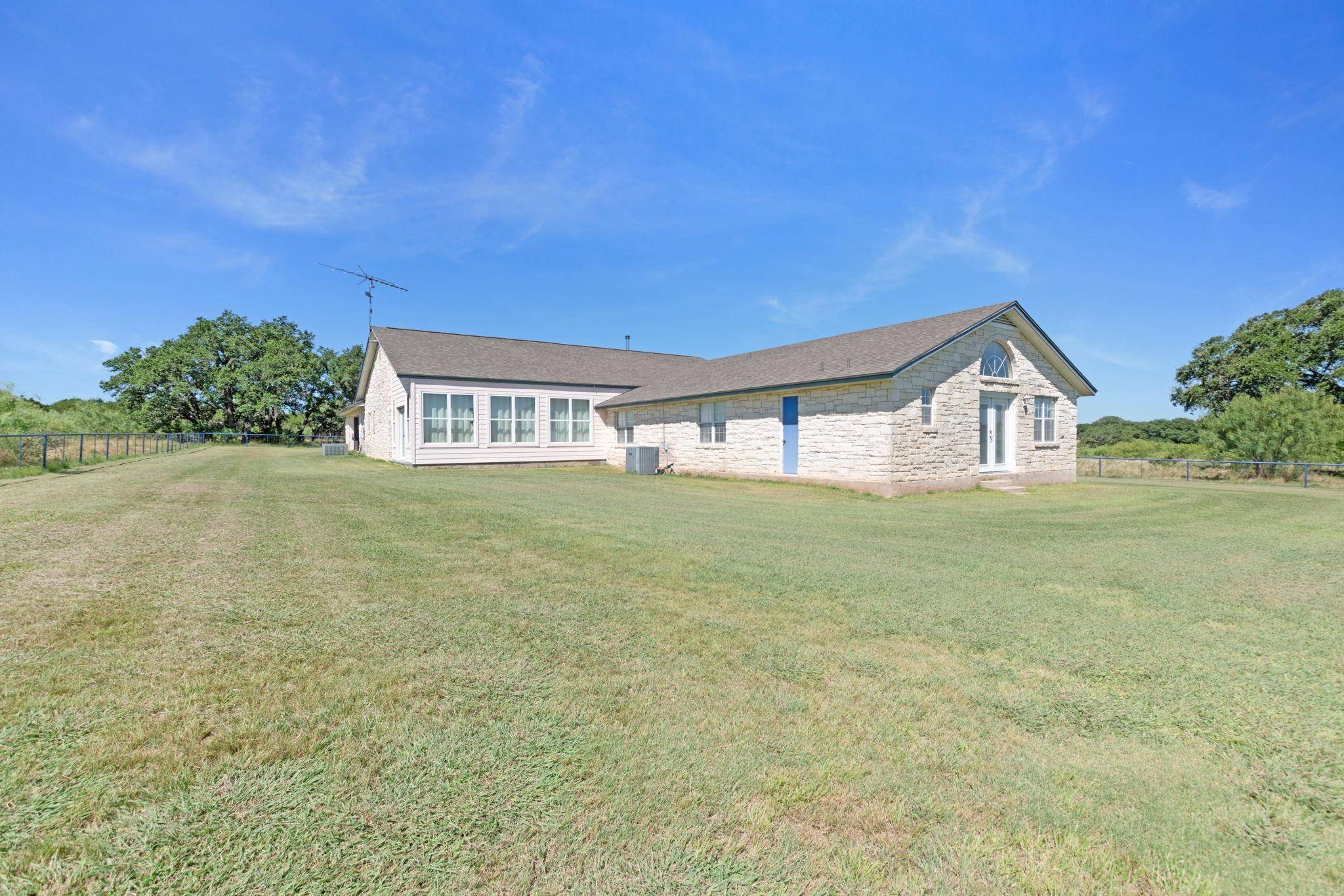 530 County Road 406, San Saba, TX 76877
