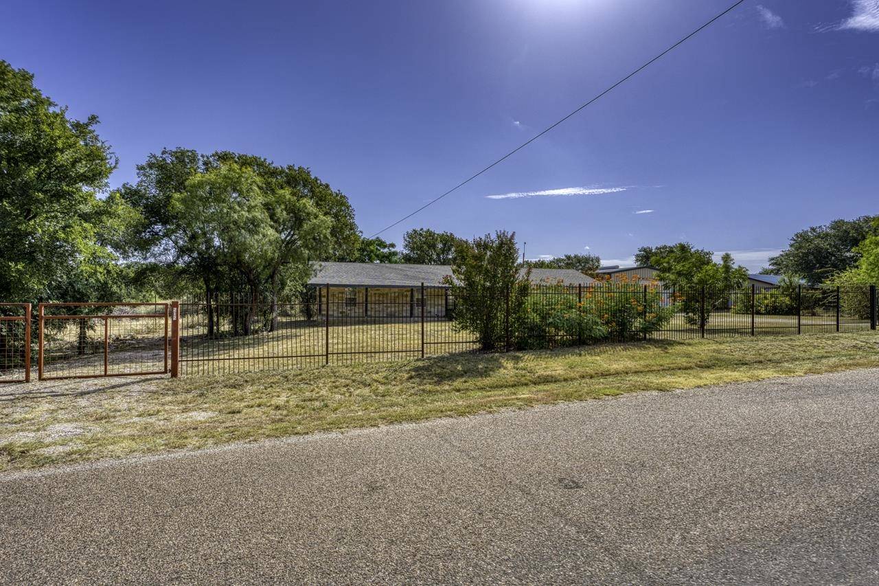 212 Deer DR, Sunrise Beach, TX 78643