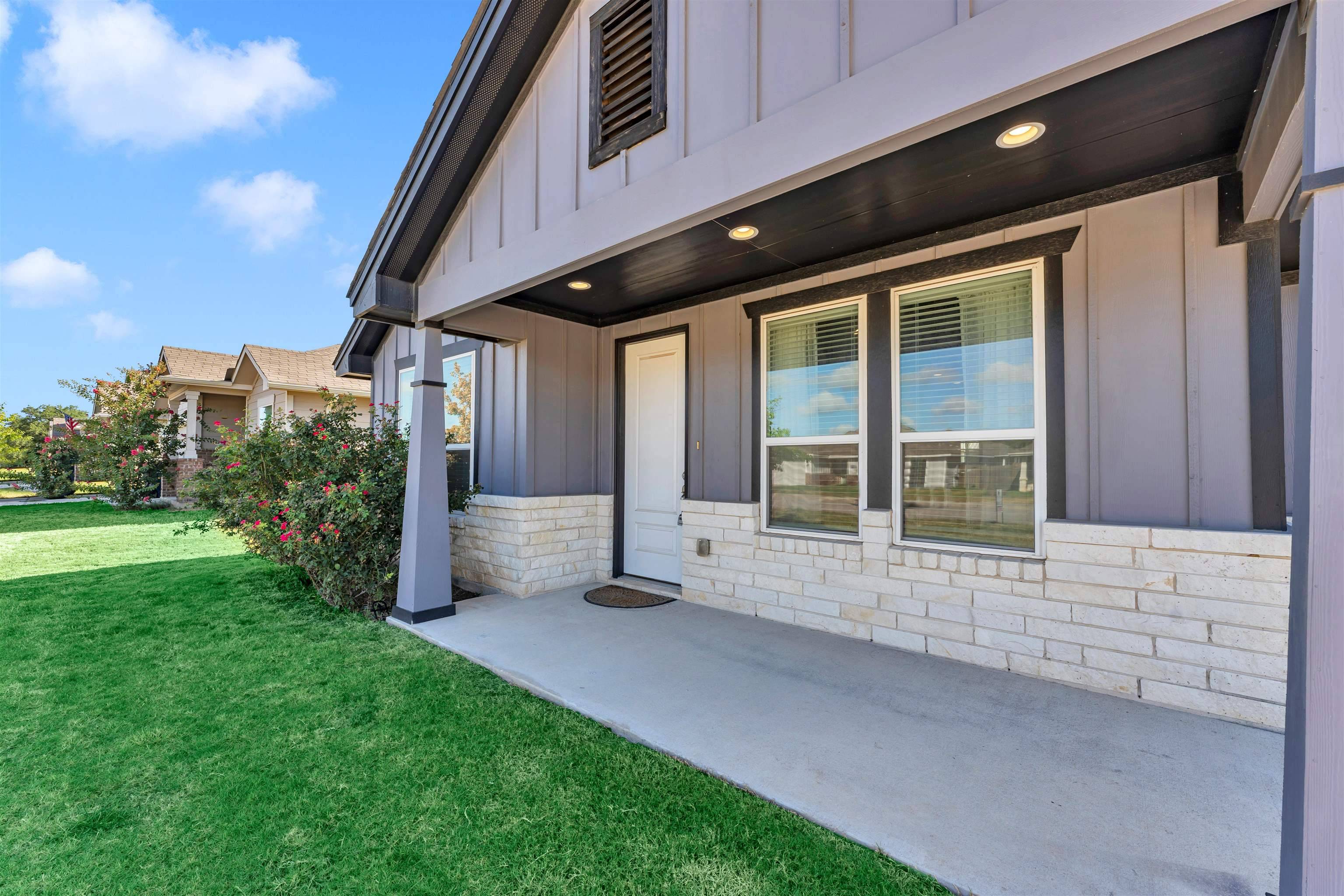 449 Dove TRL, Bertram, TX 78605