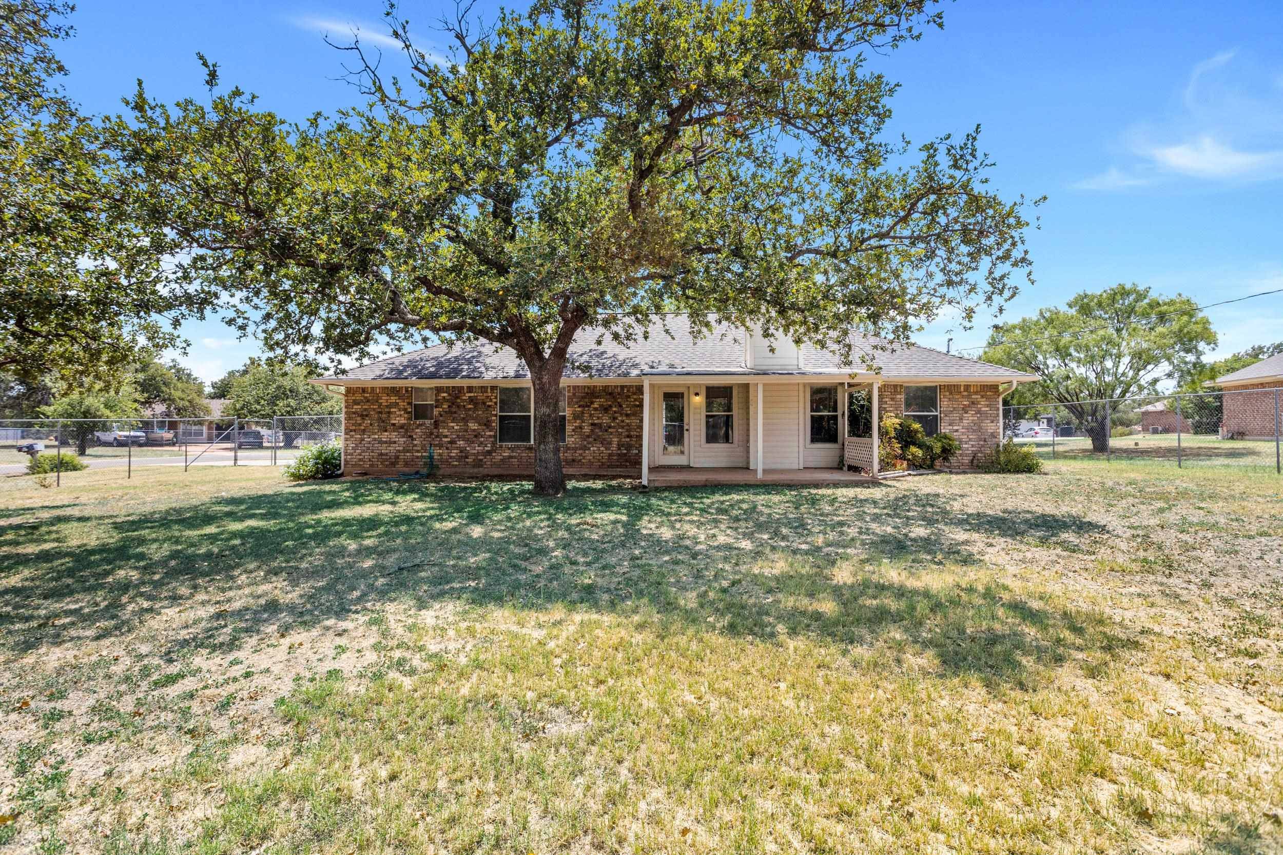105 COUNTY ROAD 146, Burnet, TX 78611