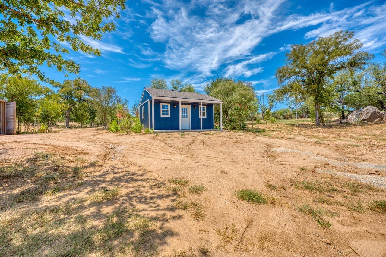 209 River Park DR, Llano, TX 78643