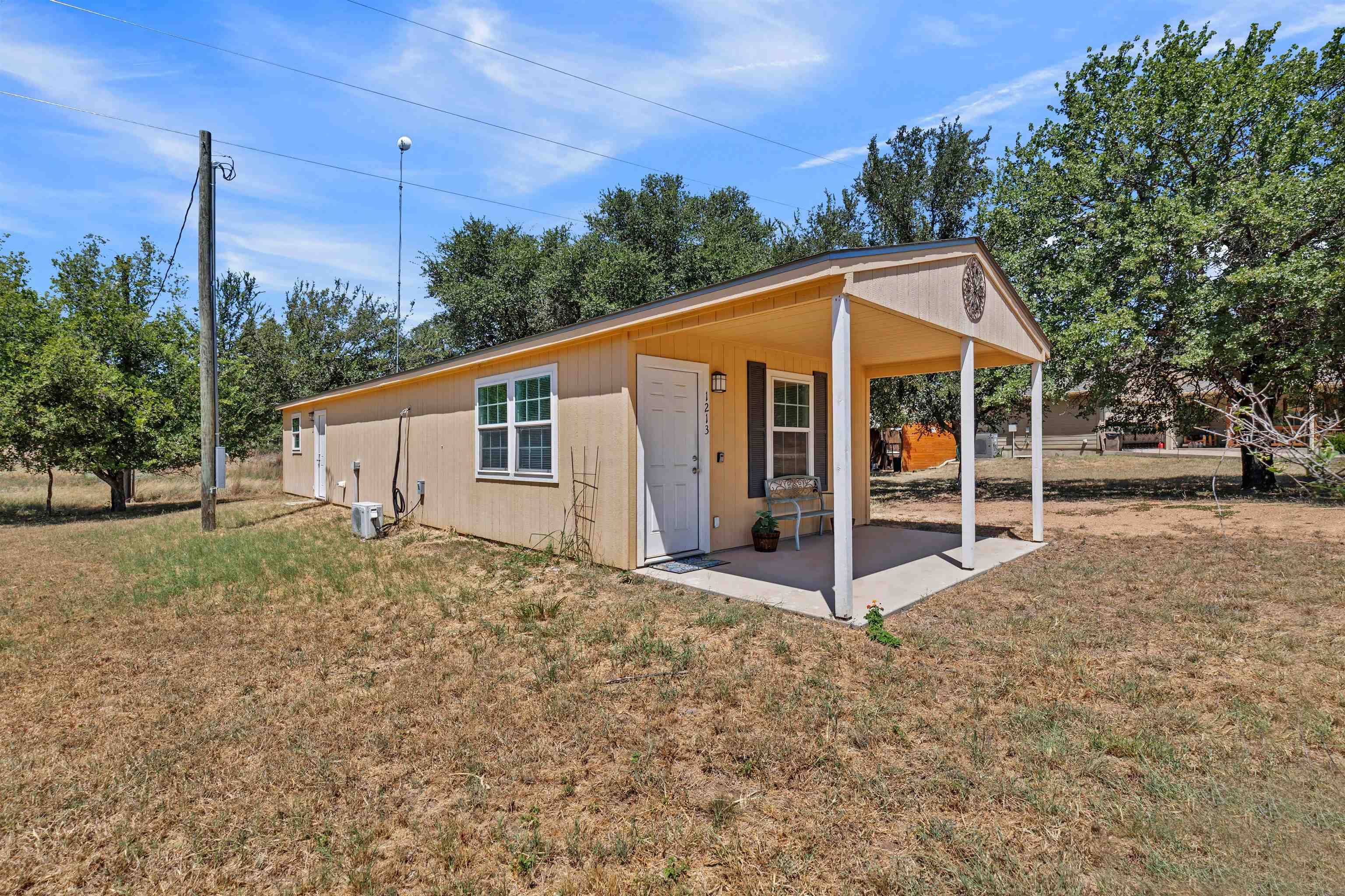 1213 Willow, Kingsland, TX 78639