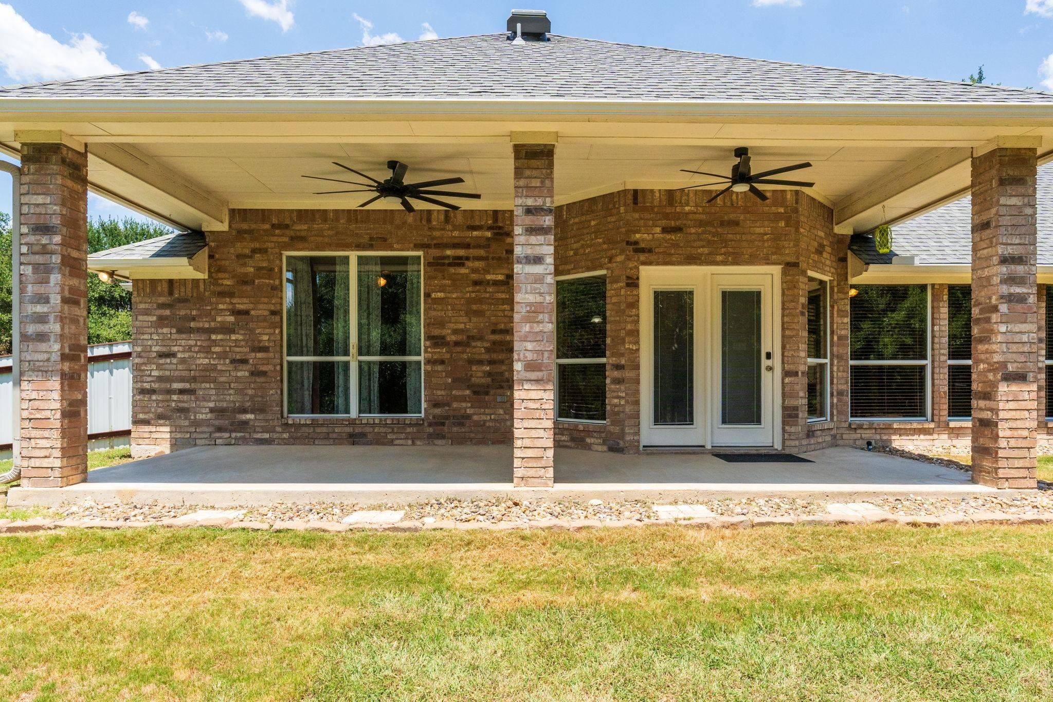 901 County Road 3150, Kempner, TX 76539