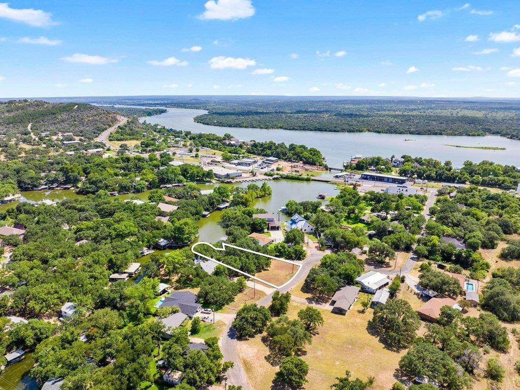 1201 County Road 132a, Kingsland, TX 78639