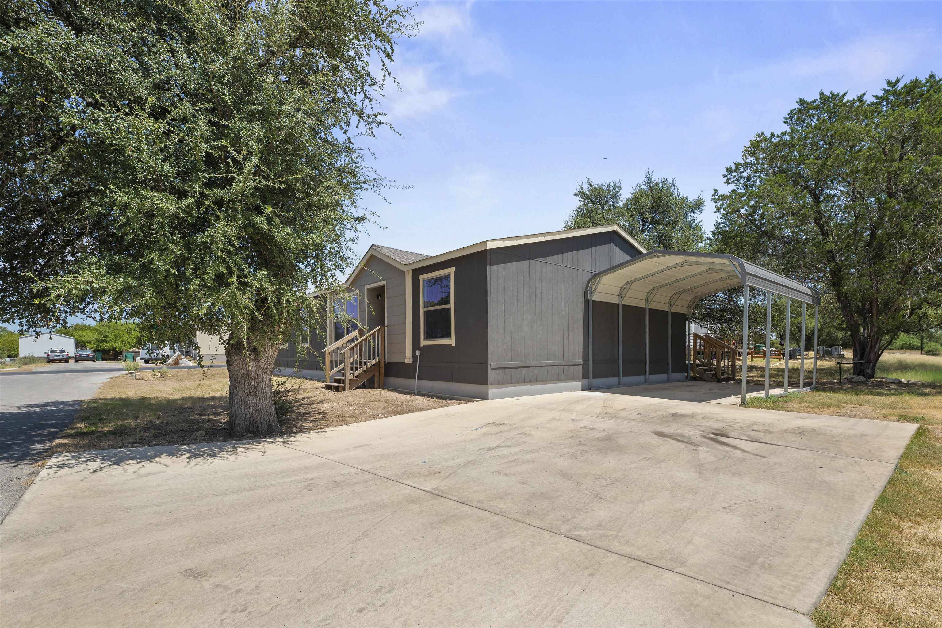 2201 1st ST, Horseshoe Bay, TX 78657