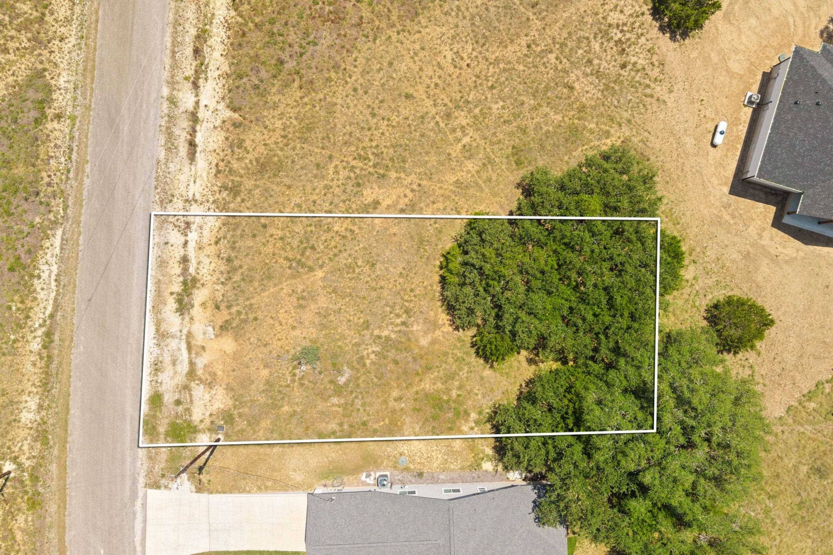 223 Peter Kleid LOOP, Blanco, TX 78606