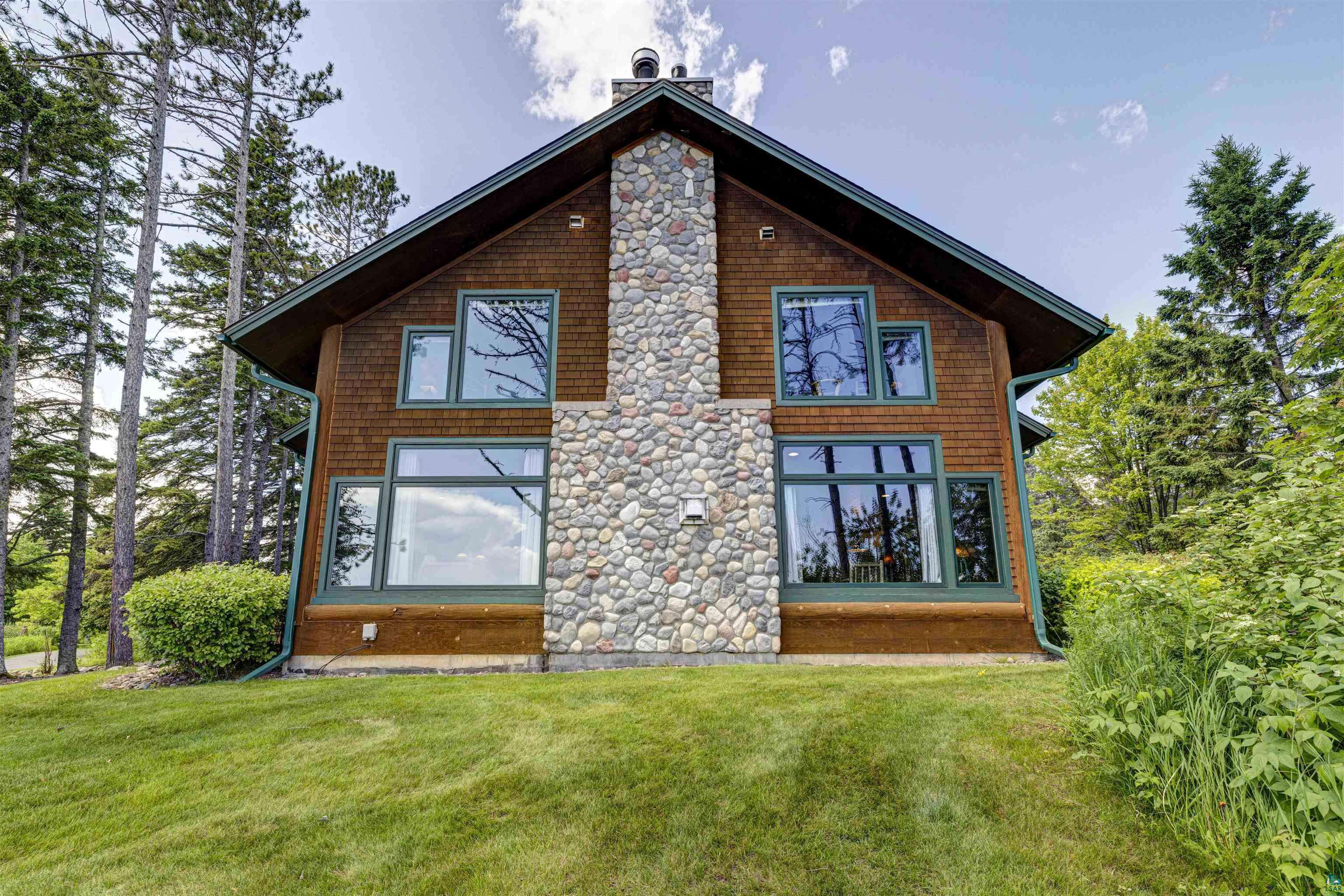 2826 Highway 61 #410A, Two Harbors, MN 55616