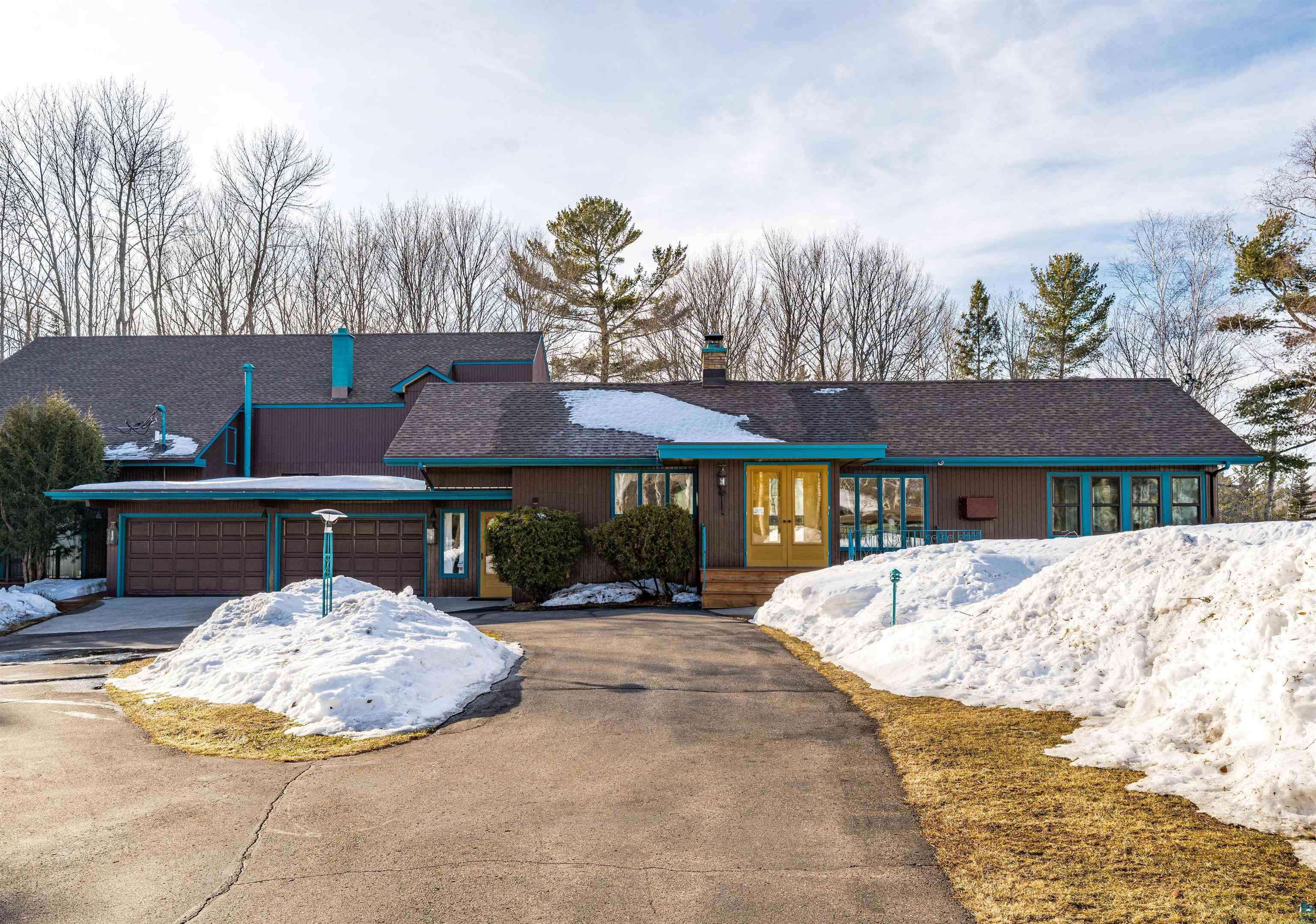5781 S Pike Lake Rd, Duluth, MN 55811