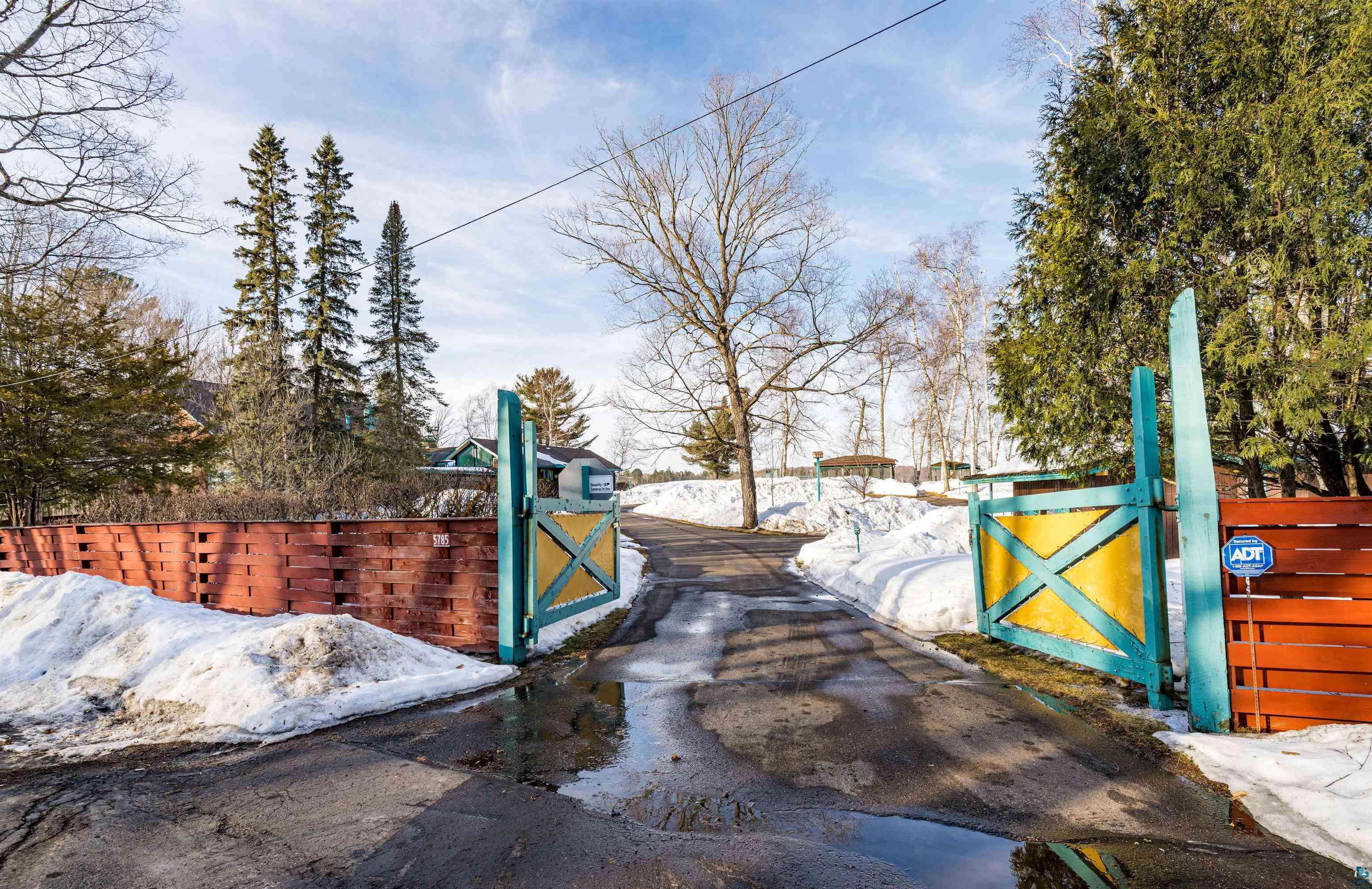 5781 S Pike Lake Rd, Duluth, MN 55811