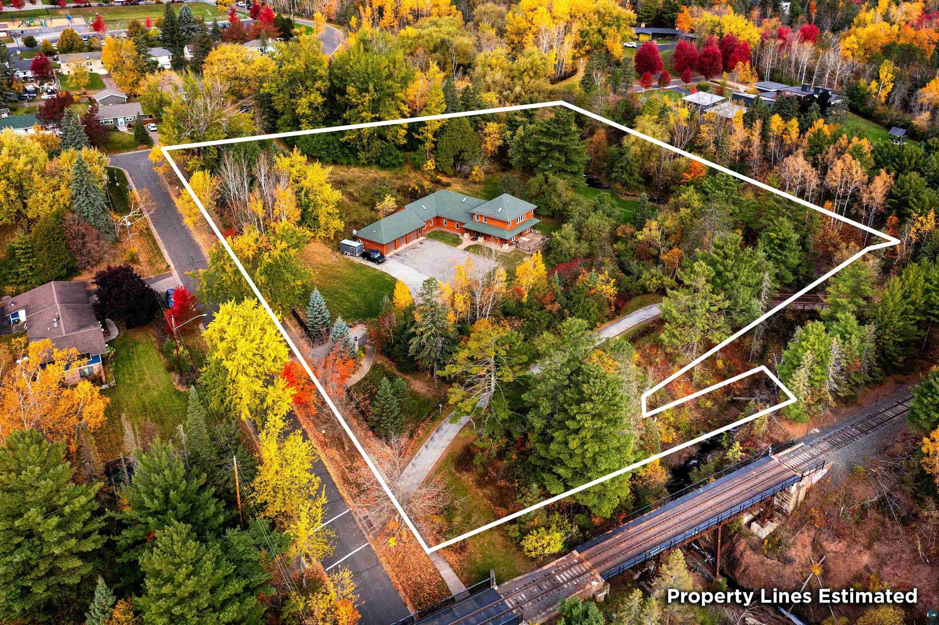 214 S 32nd Ave E, Duluth, MN 55812