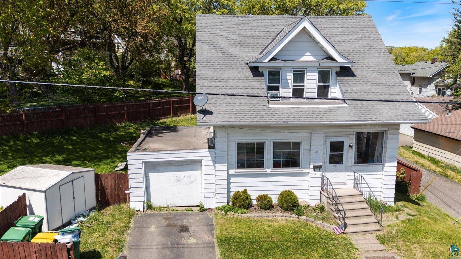 5911 Elinor St, Duluth, MN 55807
