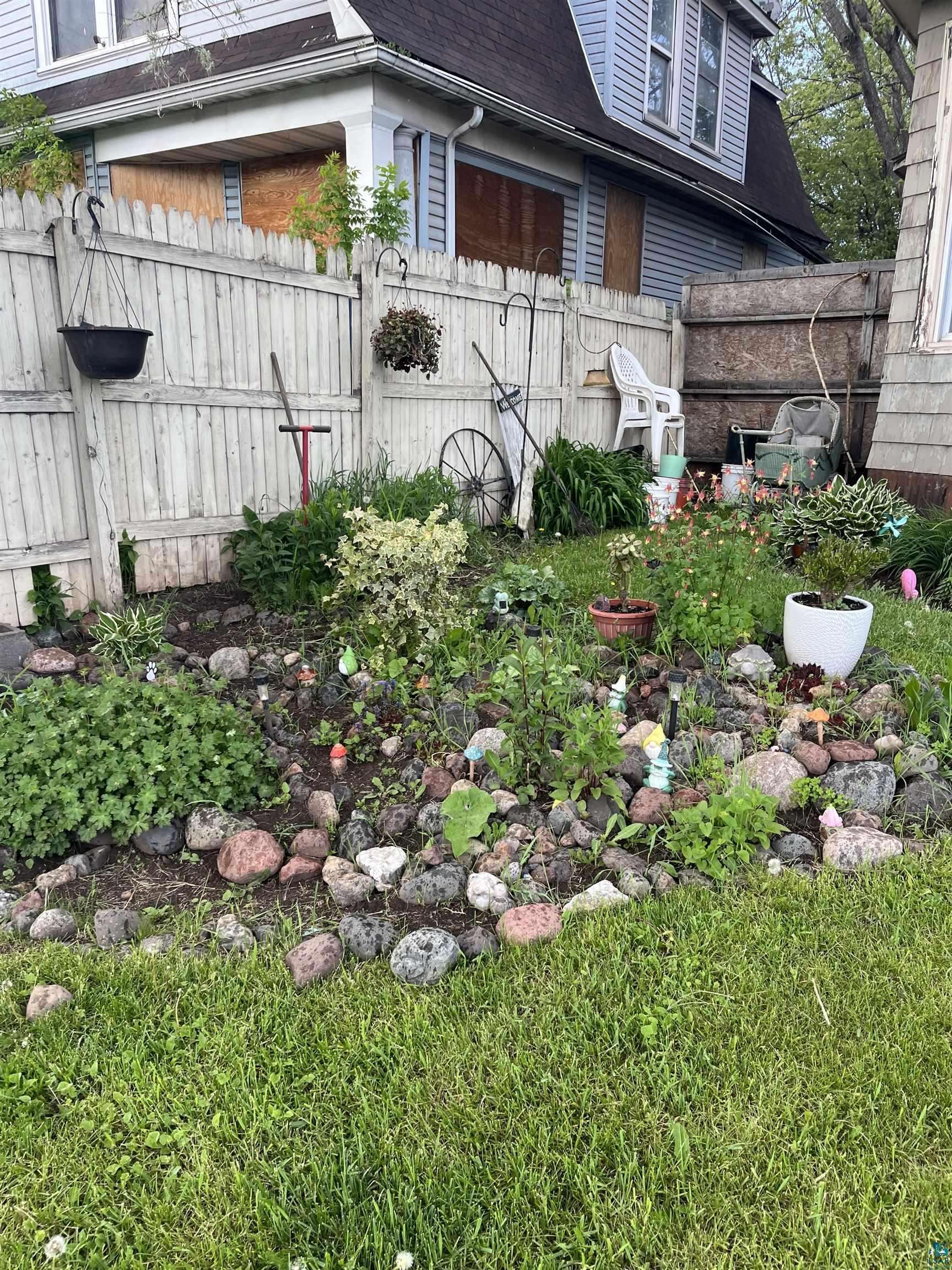 24 N 25th Ave W, Duluth, MN 55806