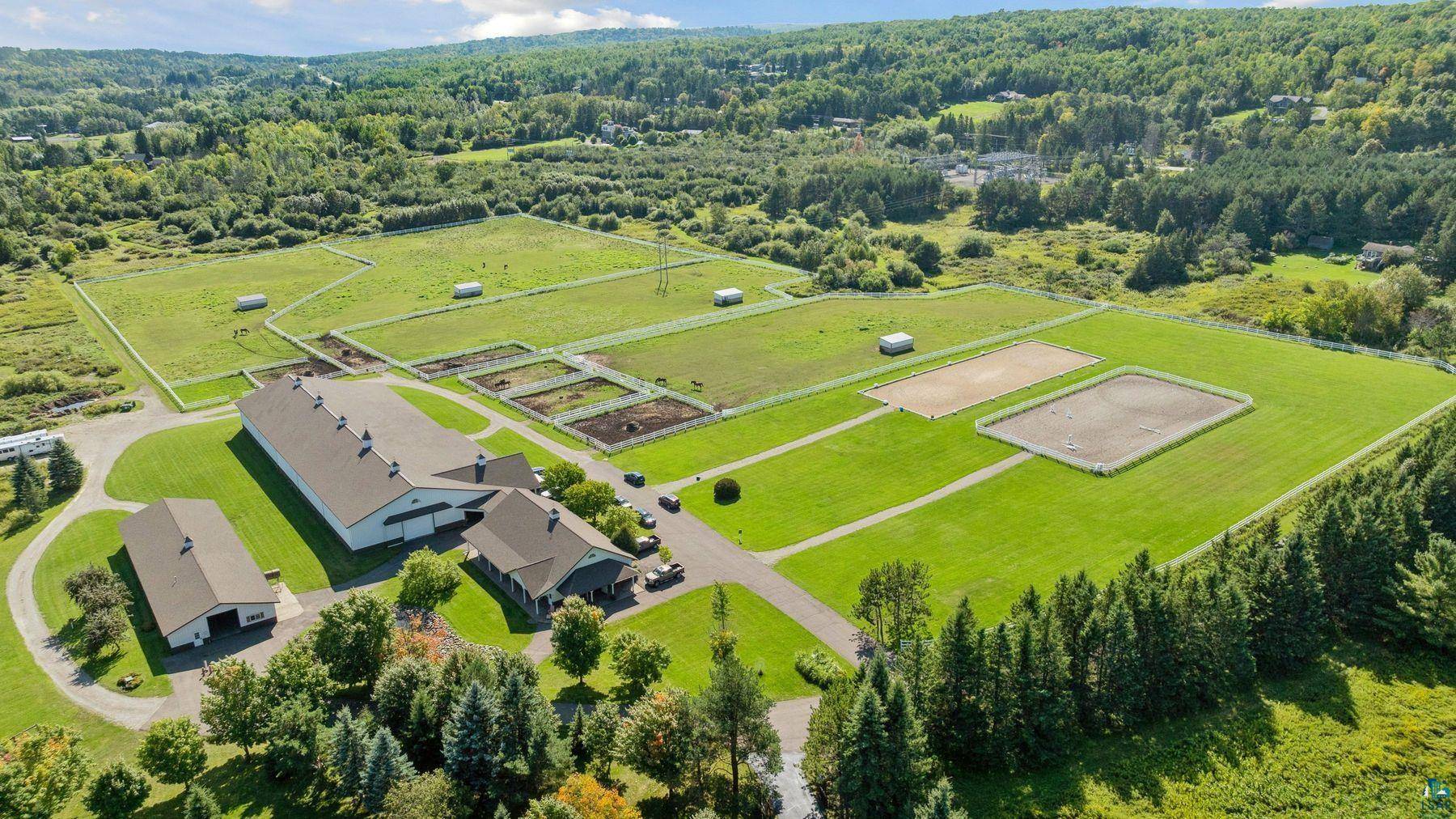 2822 Jean Duluth Rd, Duluth, MN 55804