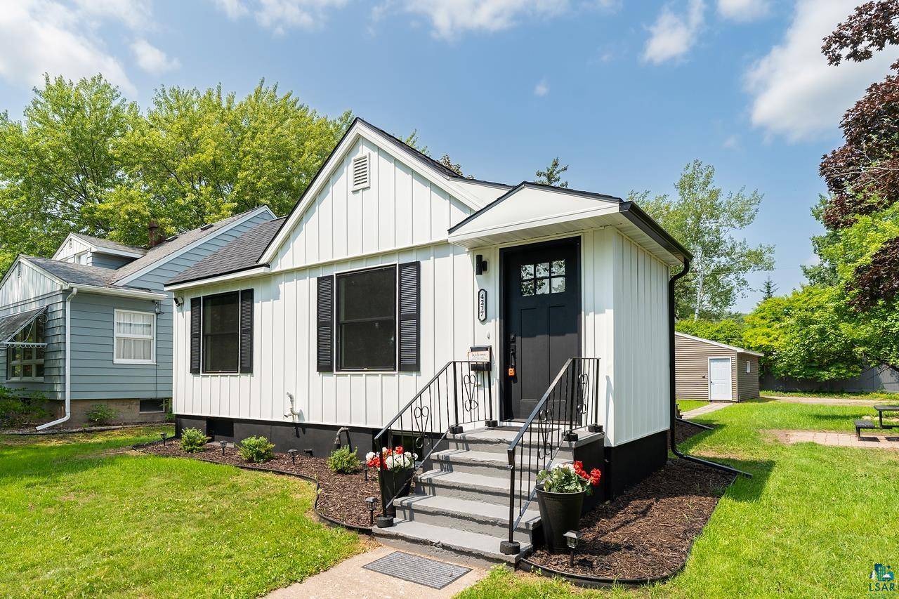 4217 Peabody St, Duluth, MN 55804