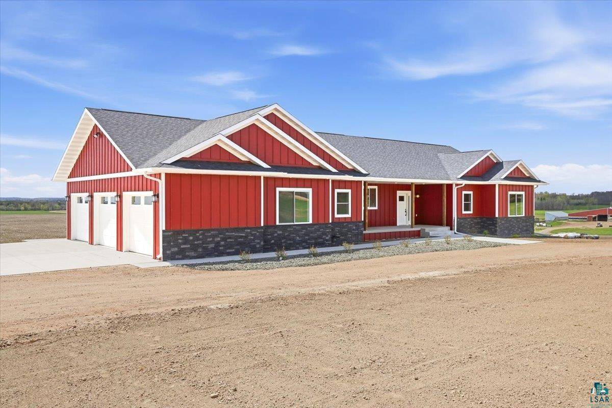 1547 17th Ave, Barron, WI 54812