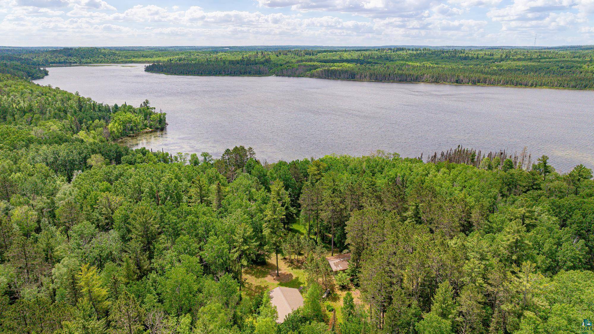 7280 Far North Rd, Buyck, MN 55772