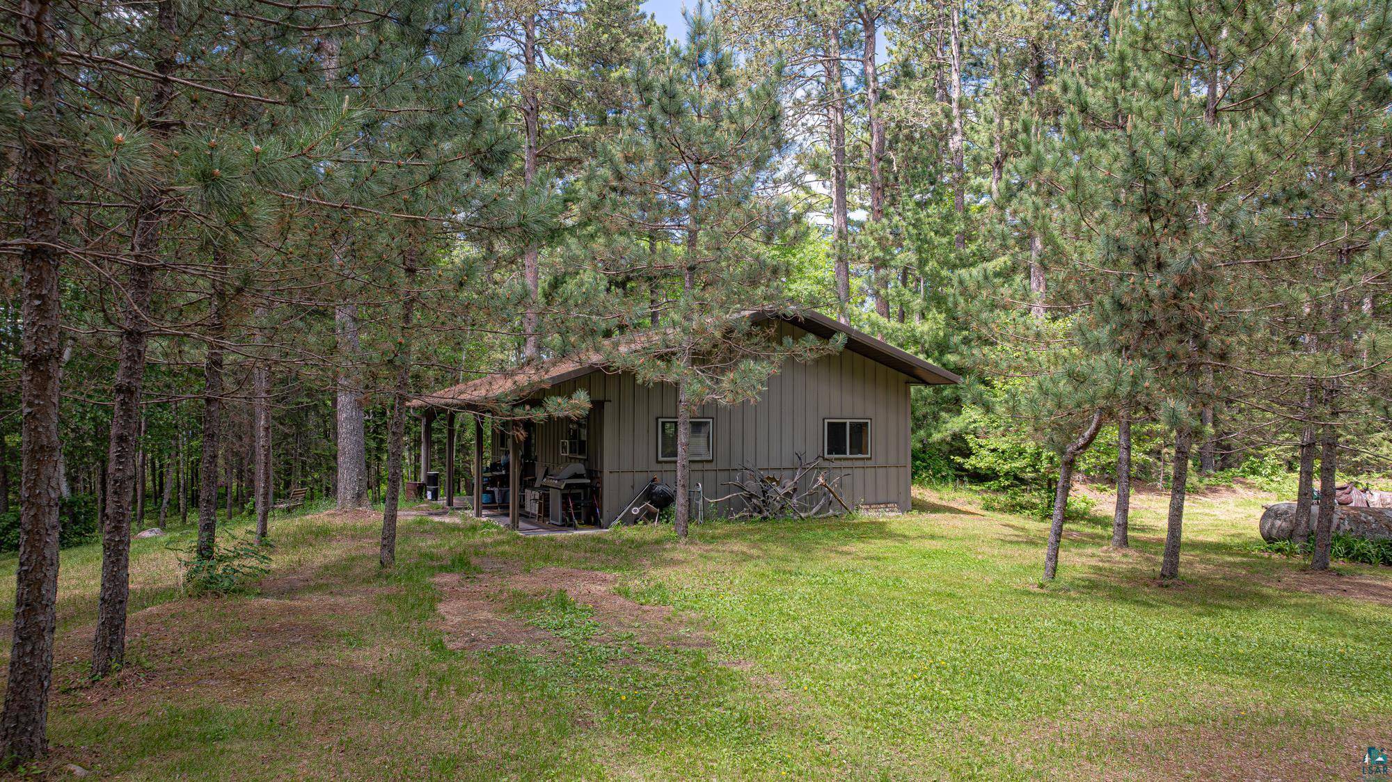 7280 Far North Rd, Buyck, MN 55772