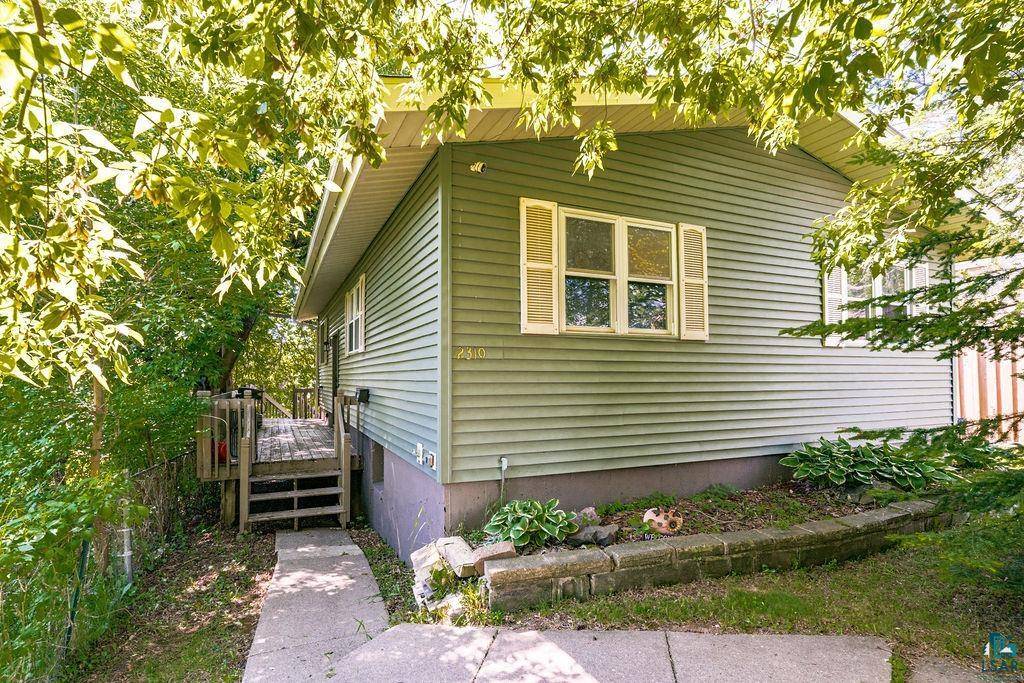 2310 W 7th St, Duluth, MN 55806