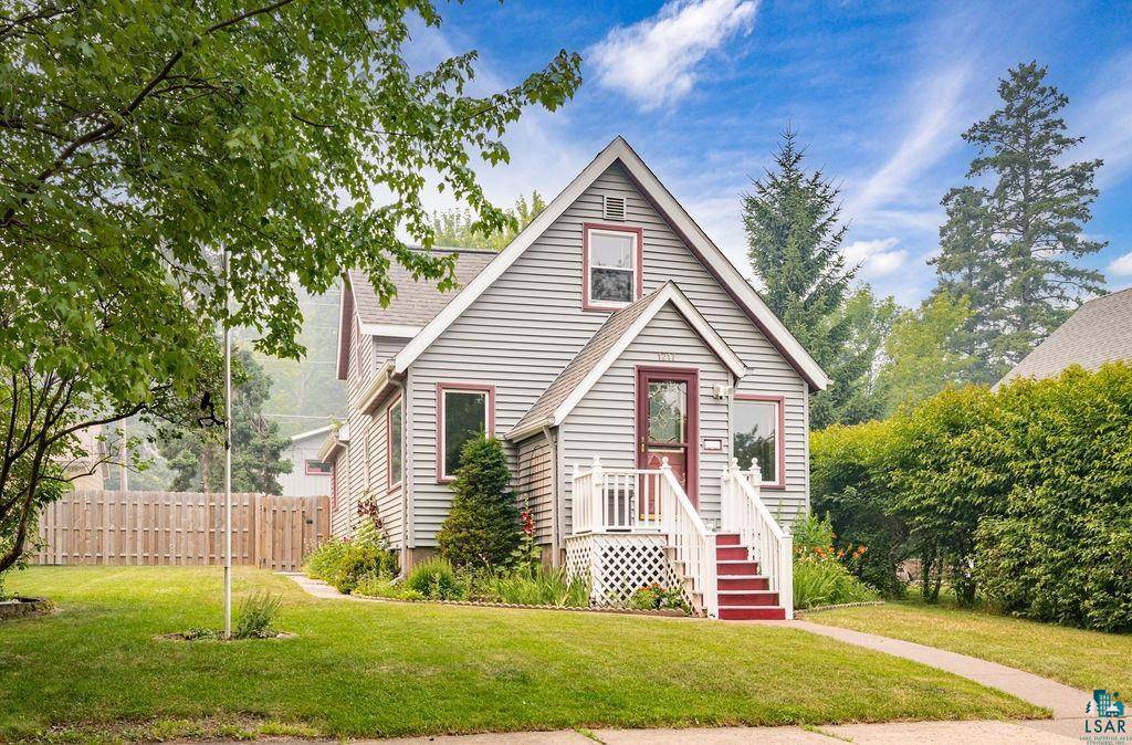 1217 E 10th St, Duluth, MN 55805