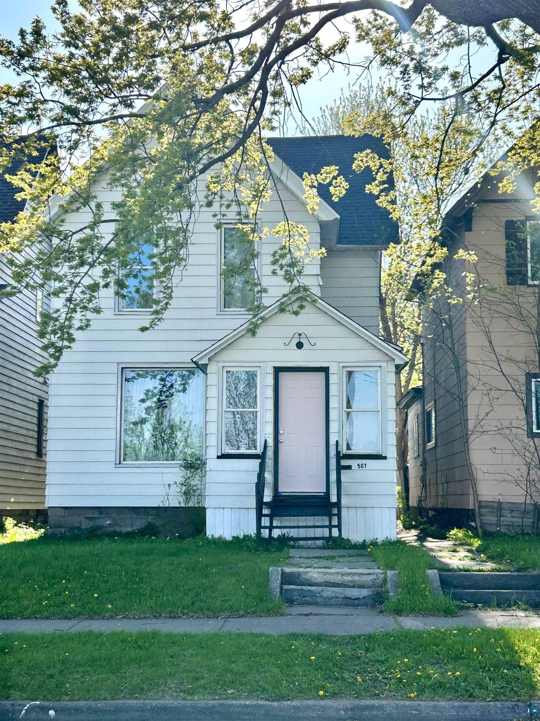507 N 56th Ave W, Duluth, MN 55807