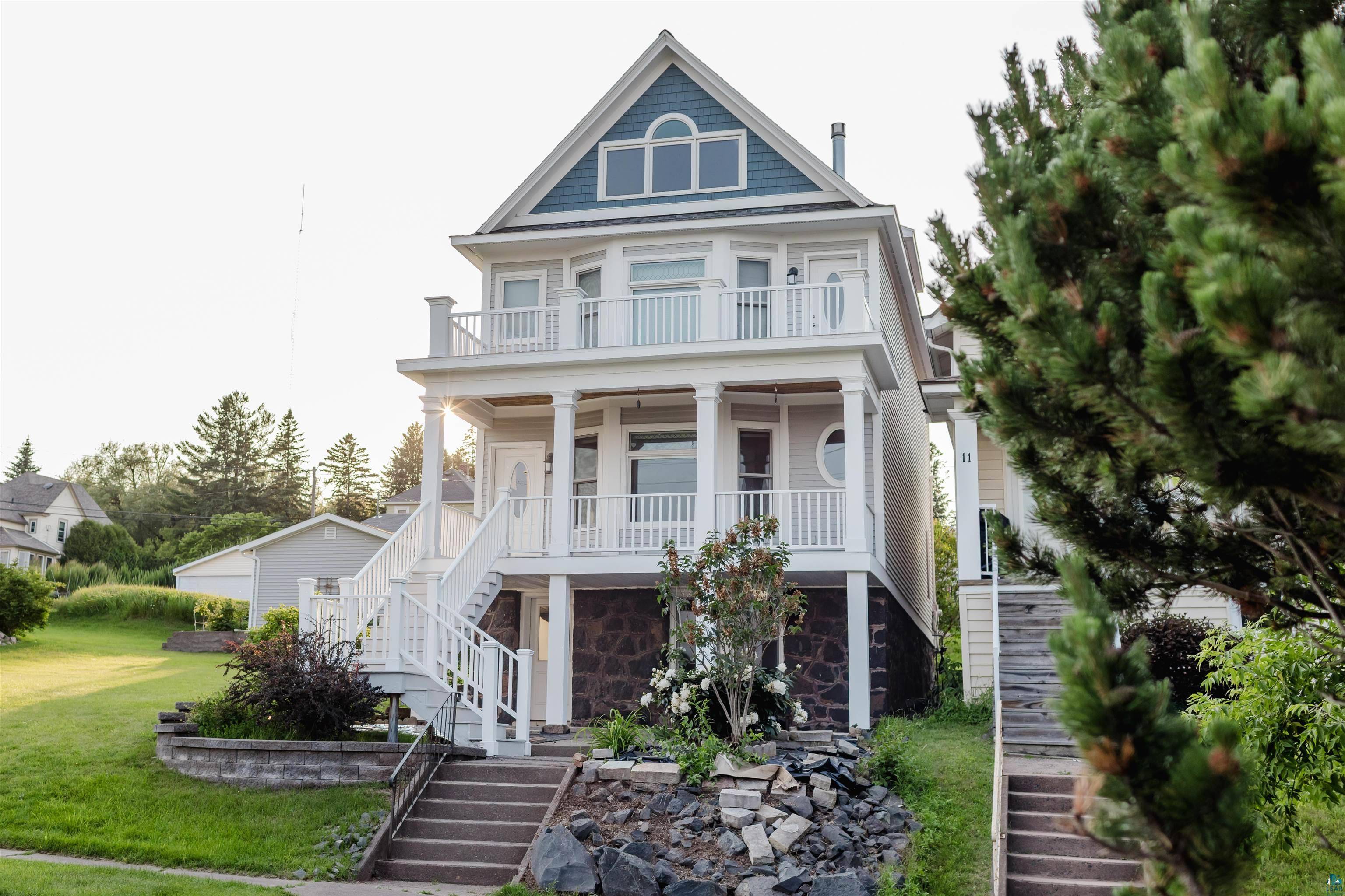 13 W 8th St, Duluth, MN 55805