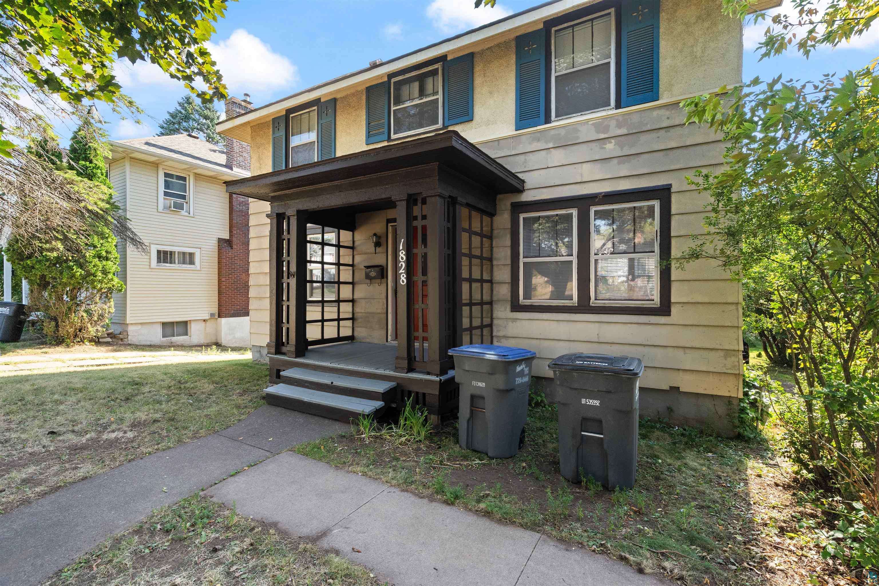 1828 Woodland Ave, Duluth, MN 55803