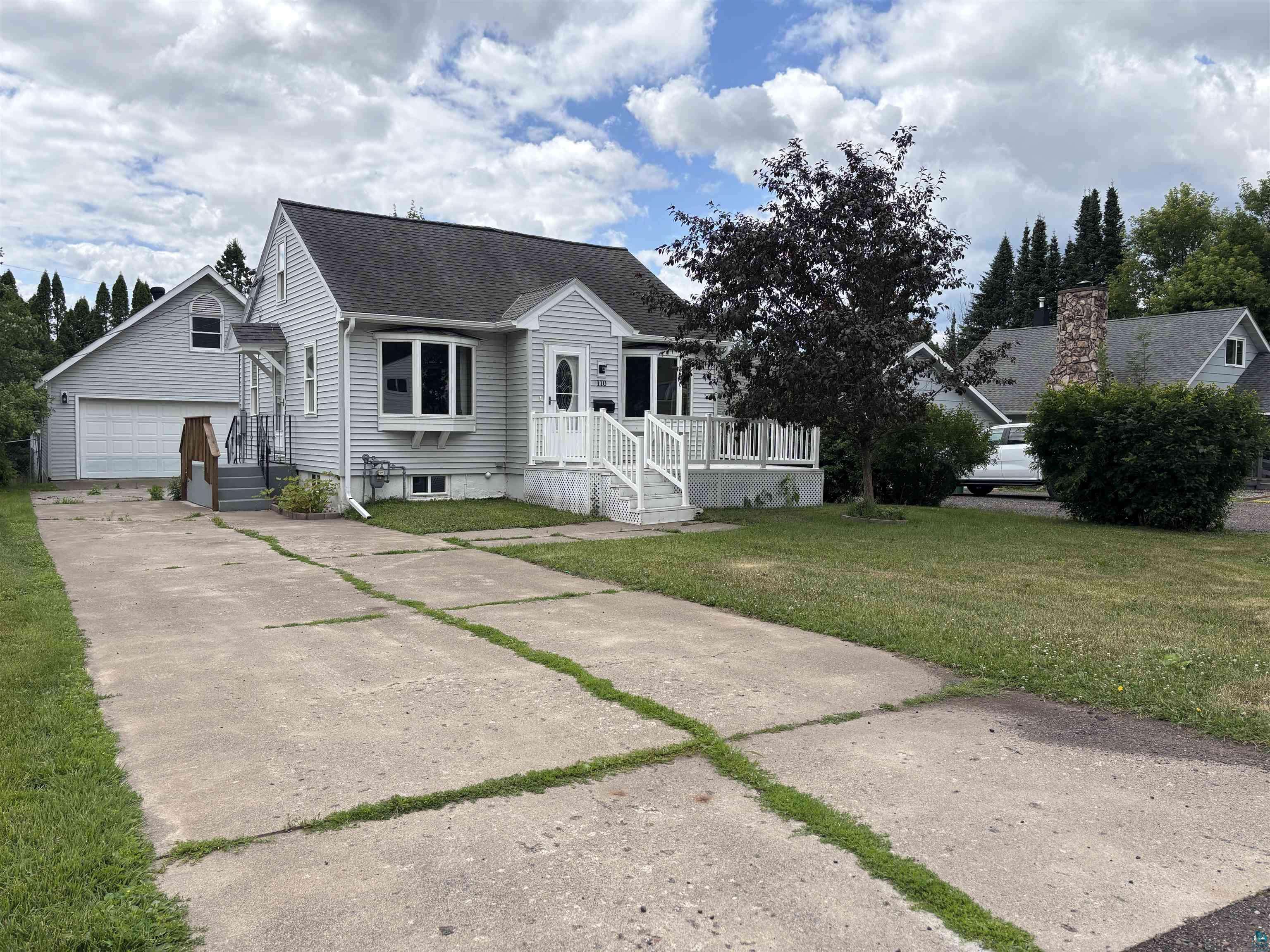 110 W Toledo St, Duluth, MN 55811