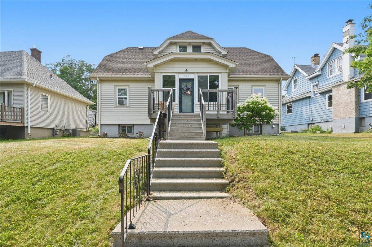 629 Spear Ave, Duluth, MN 55803