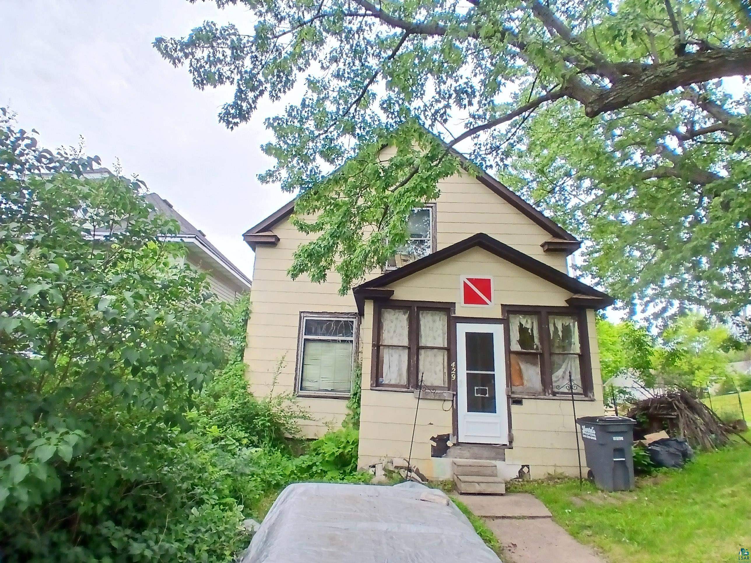 429 N 27th Ave W, Duluth, MN 55806