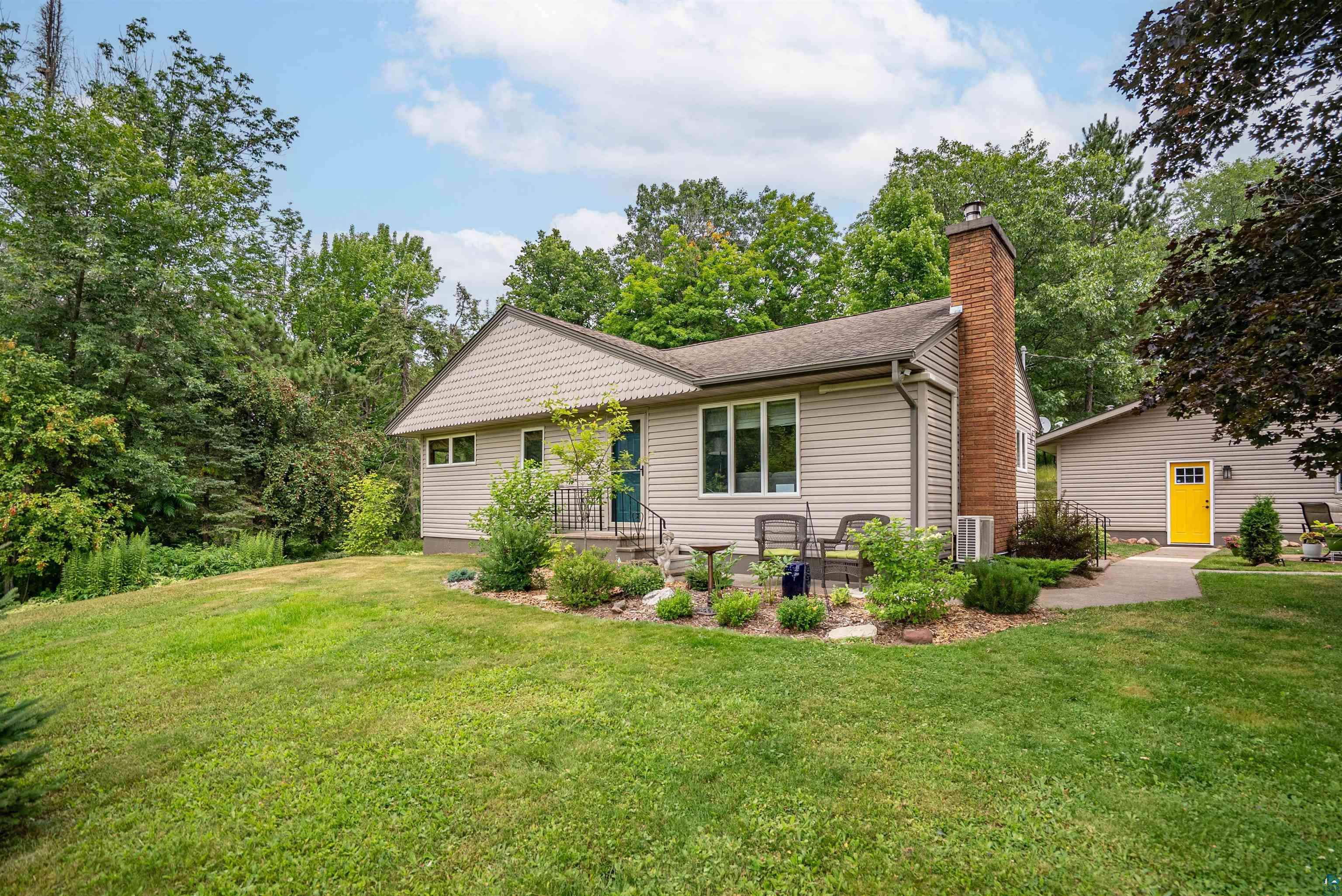 1295 Gault Rd, Carlton, MN 55797