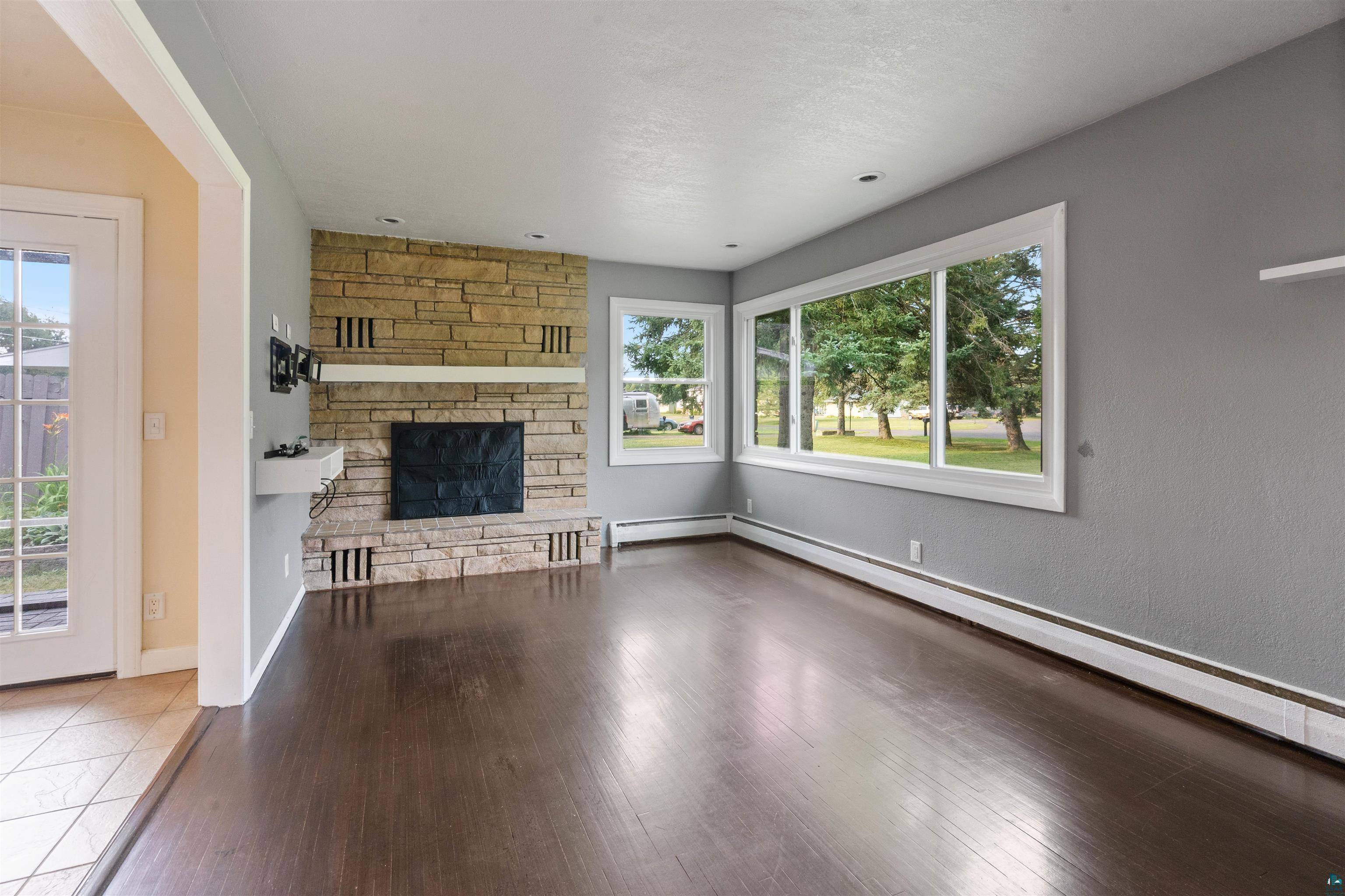 4 Highgate St, Superior, WI 54880