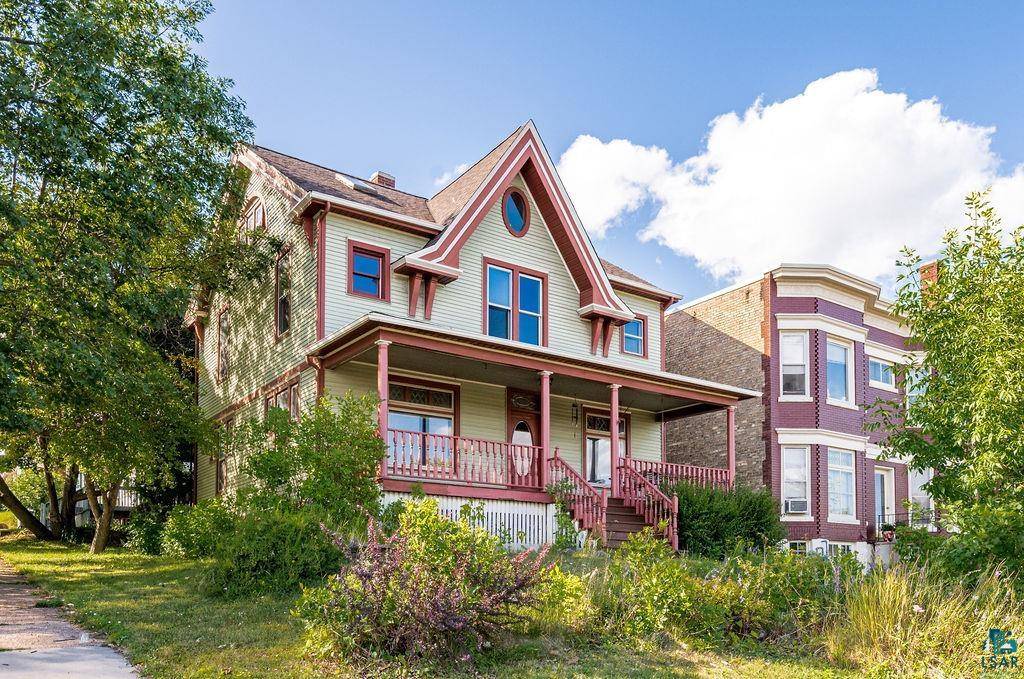 1101 E 4th St, Duluth, MN 55805