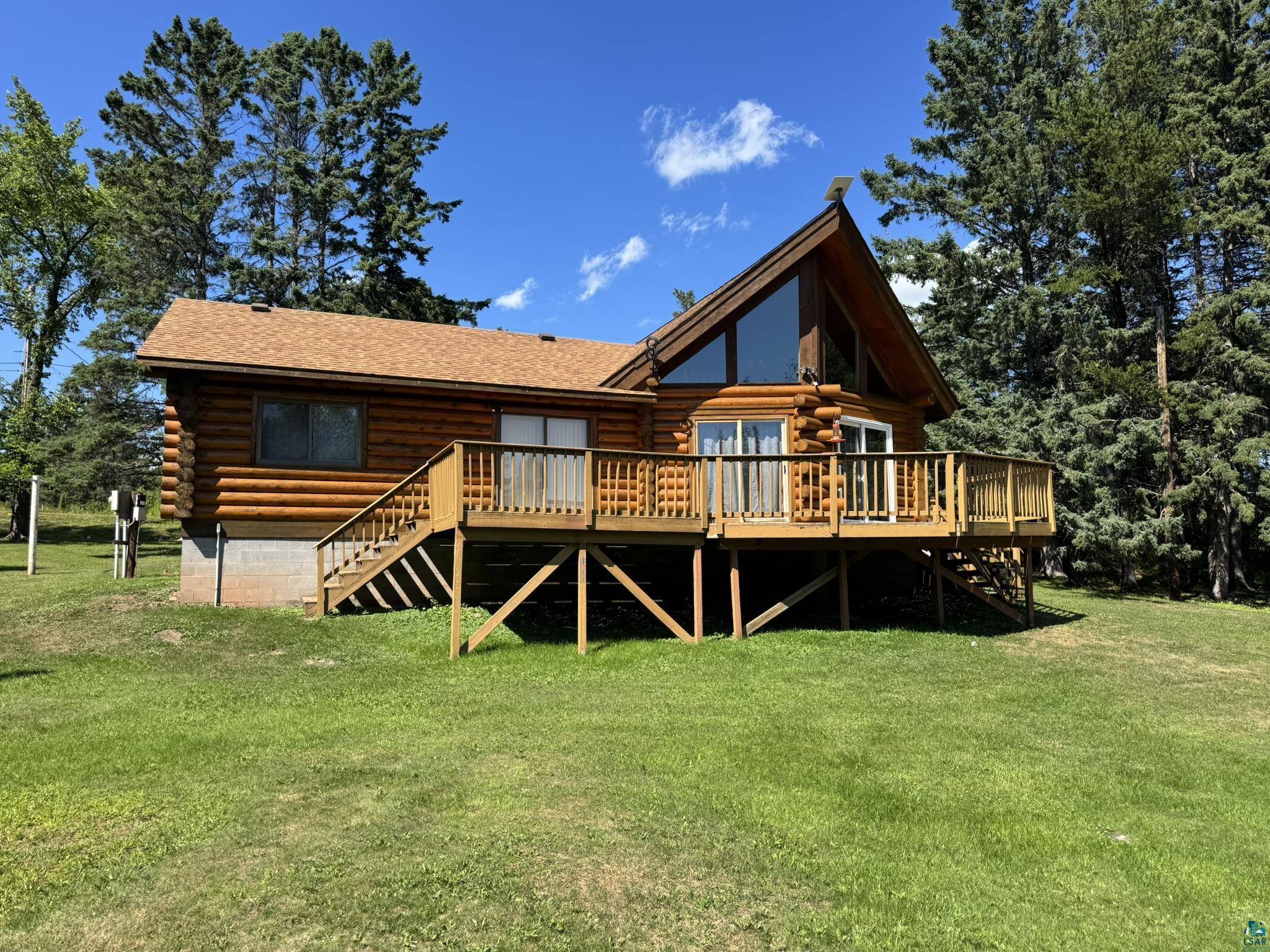 717 Larsmont Rd, Two Harbors, MN 55616