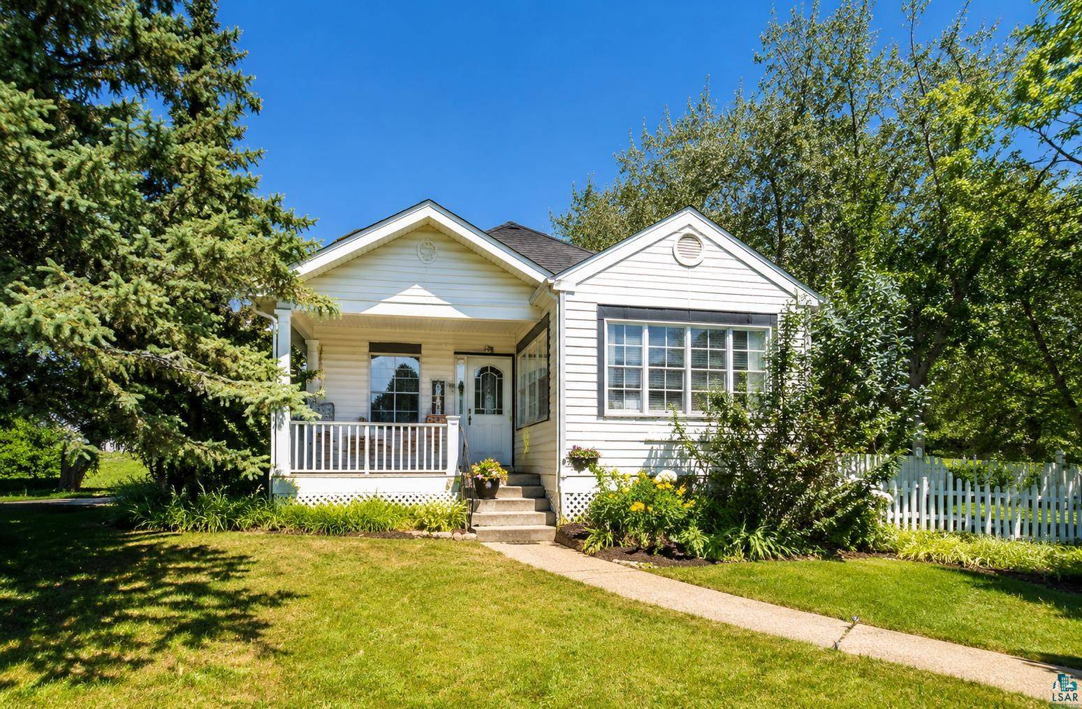 4731 Oneida St, Duluth, MN 55804
