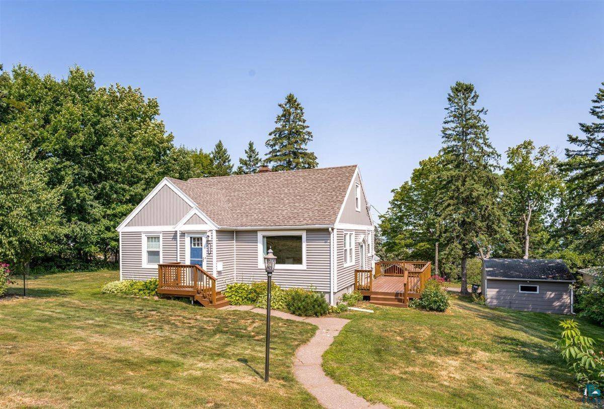 1410 Fern Ave, Duluth, MN 55805