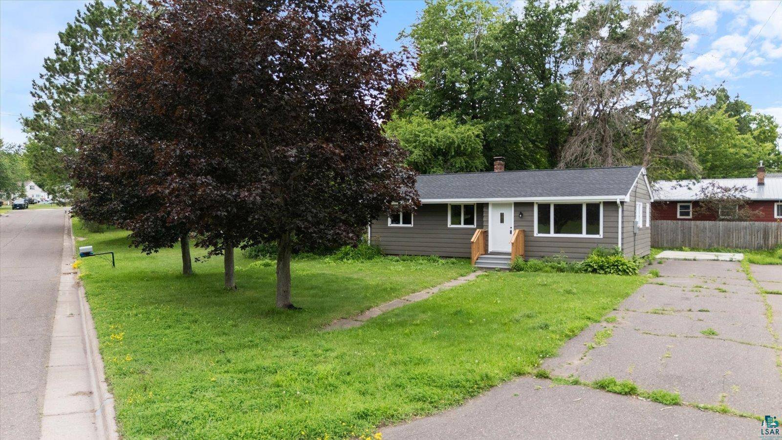 505 W Orange St, Duluth, MN 55811
