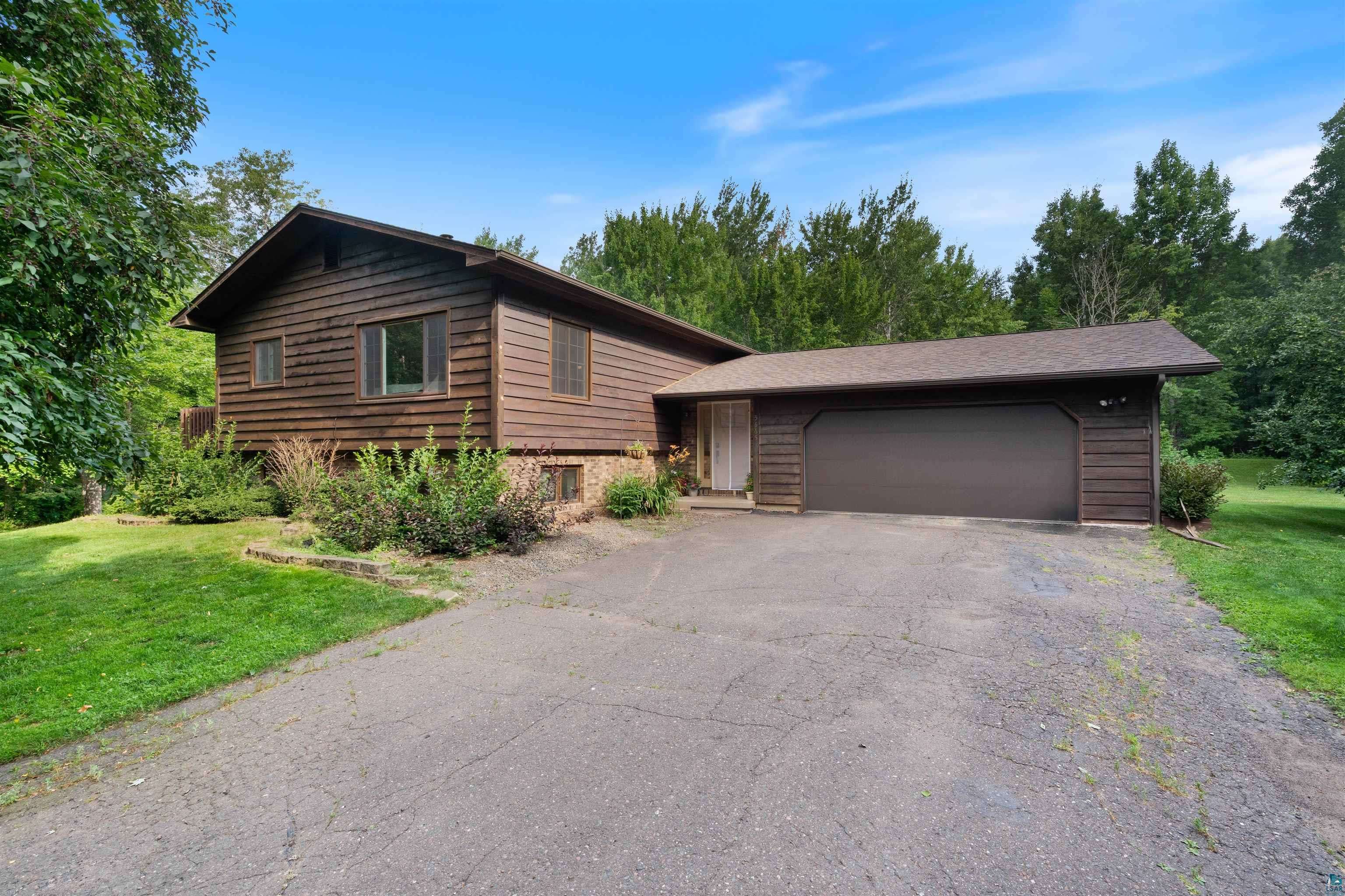 5665 Hagberg Rd, Hermantown, MN 55811