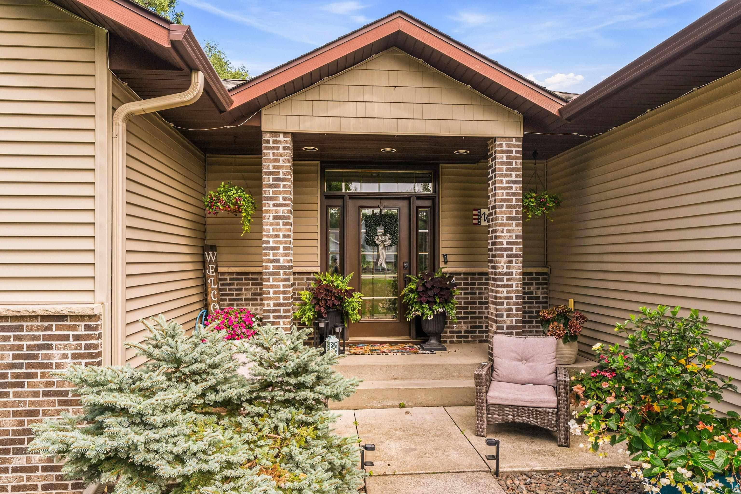 4917 Wild Rose Tr, Hermantown, MN 55811