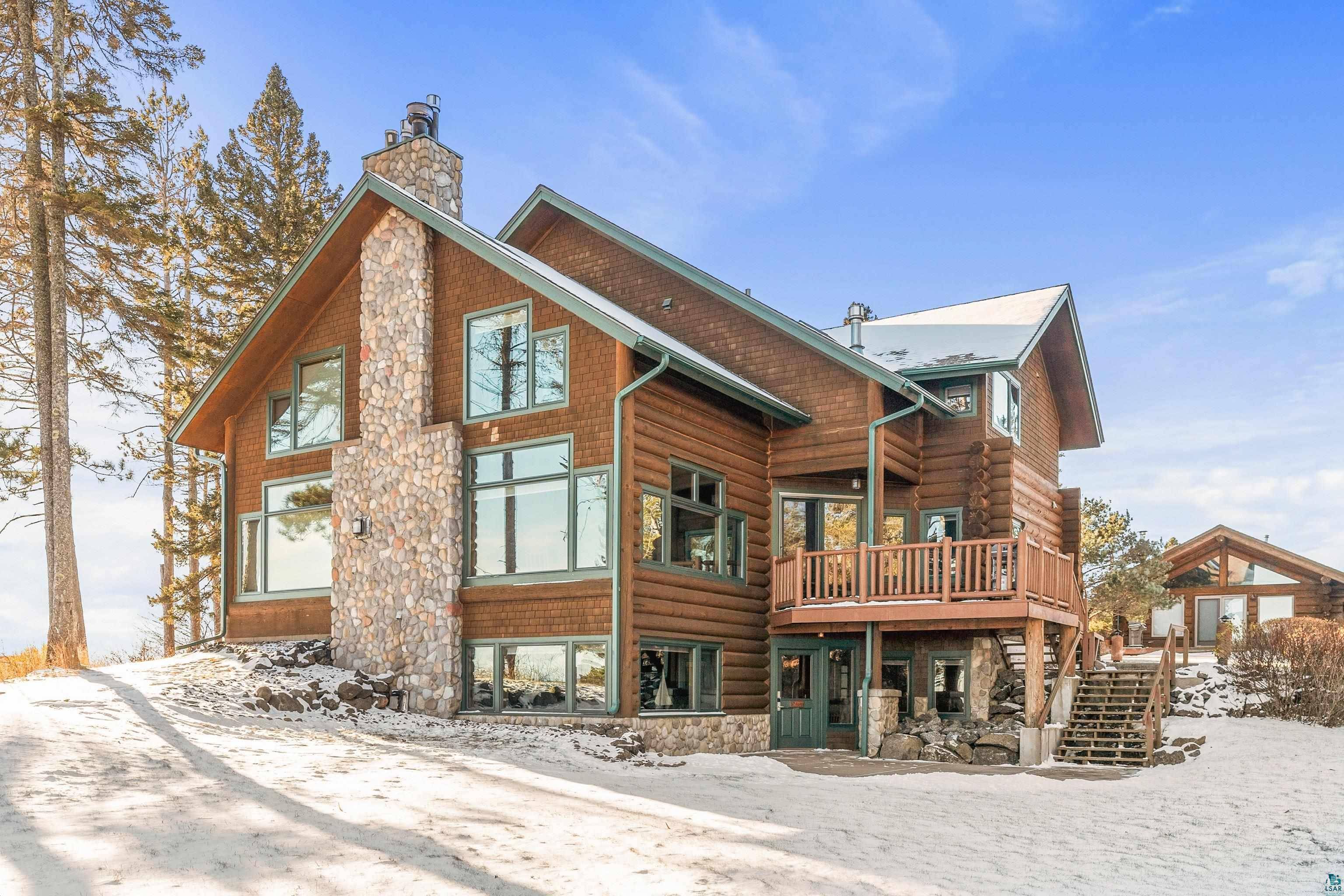 2826 Highway 61 #400, Two Harbors, MN 55616