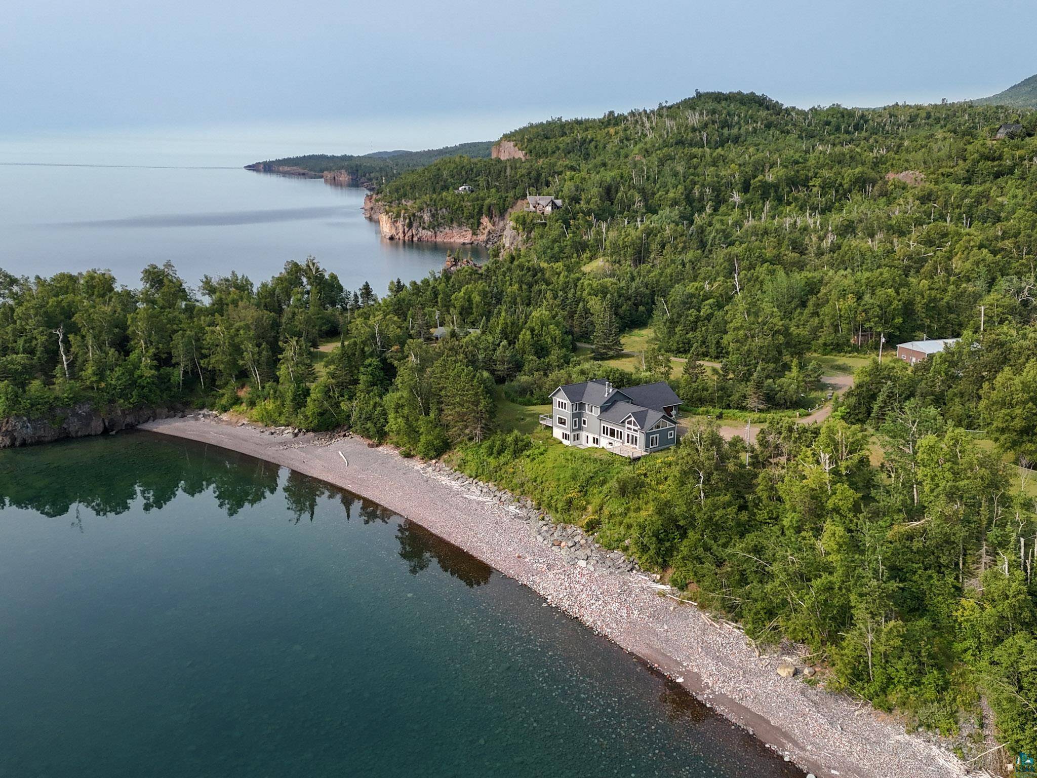 6164 Kennedy's Landing Rd, Silver Bay, MN 55614