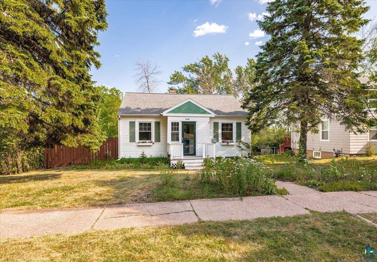 2332 Jefferson St, Duluth, MN 55812
