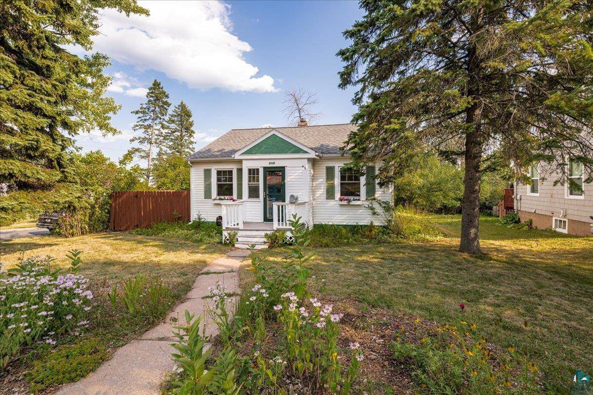 2332 Jefferson St, Duluth, MN 55812