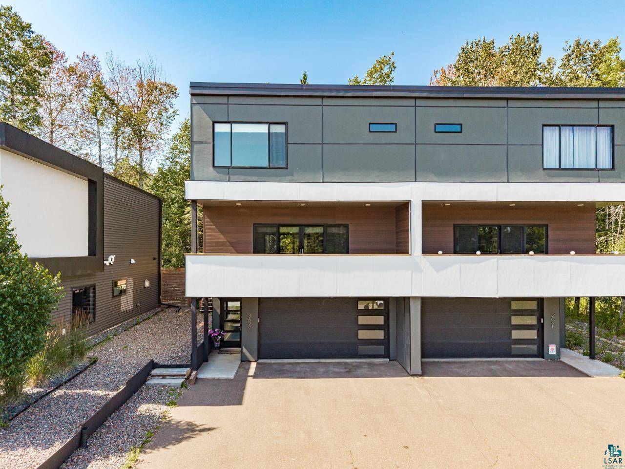 3629 London Rd #5, Duluth, MN 55804