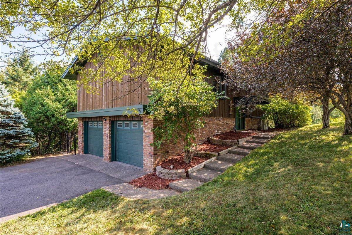 324 Howtz St, Duluth, MN 55811